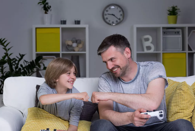 parenting-in-digital-age-strike-a-balance-3